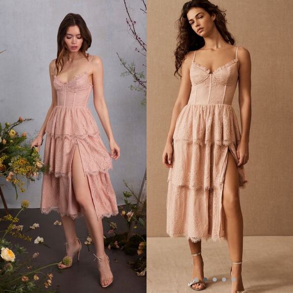 V. Chapman Dresses & Skirts - V. Chapman Mia Rose Dust Midi Dress